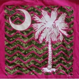 Crazy Palmetto Carolina Girl Pink Green Camo Long Sleeve Graphic Tee Size M